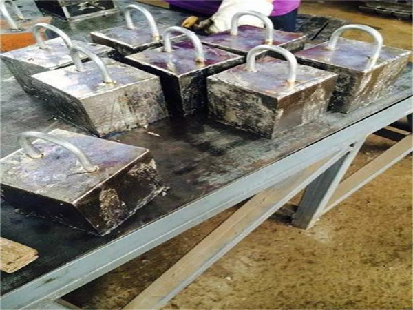 红桥浇铸异形铅件